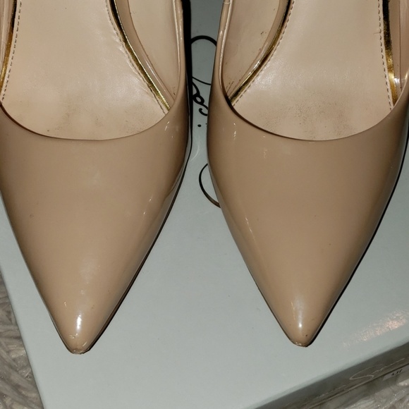 Jessica Simpson's Shoes - Picture 3 of 7